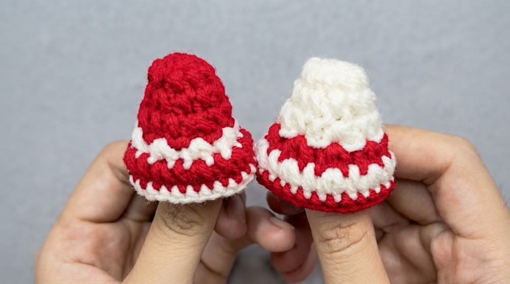 Easy Crochet Christmas Bells Pattern 4
