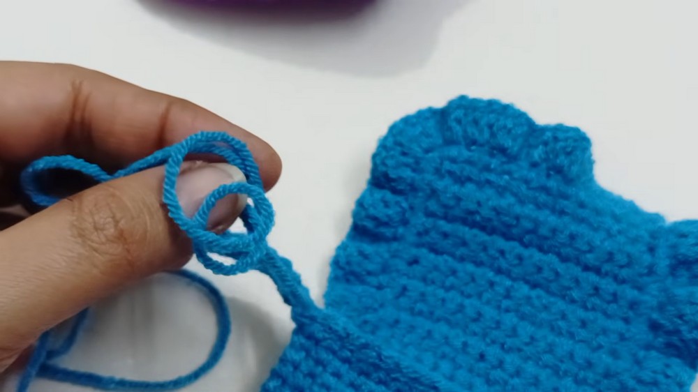 Easy Crochet Coin Pouch Pattern 5
