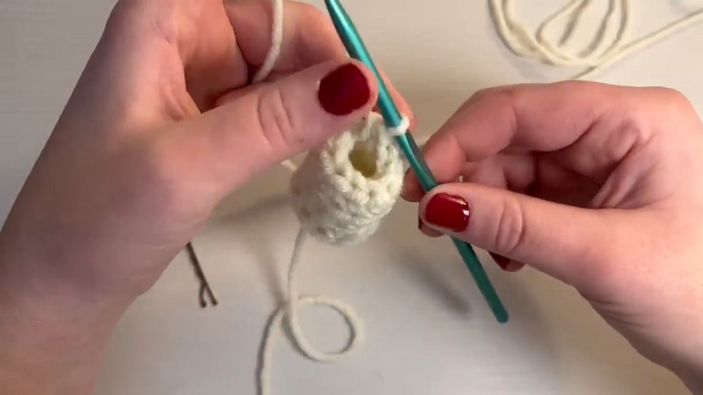 Easy Crochet Mini Mushroom Pattern 3