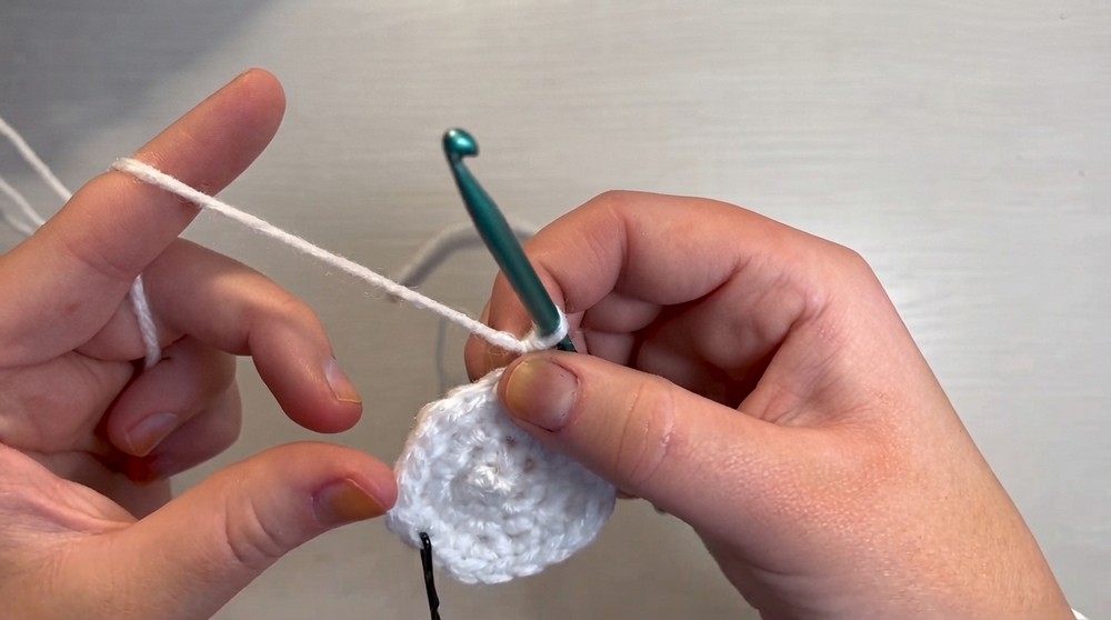 Halloween Crochet Mini Ghost Pattern 2
