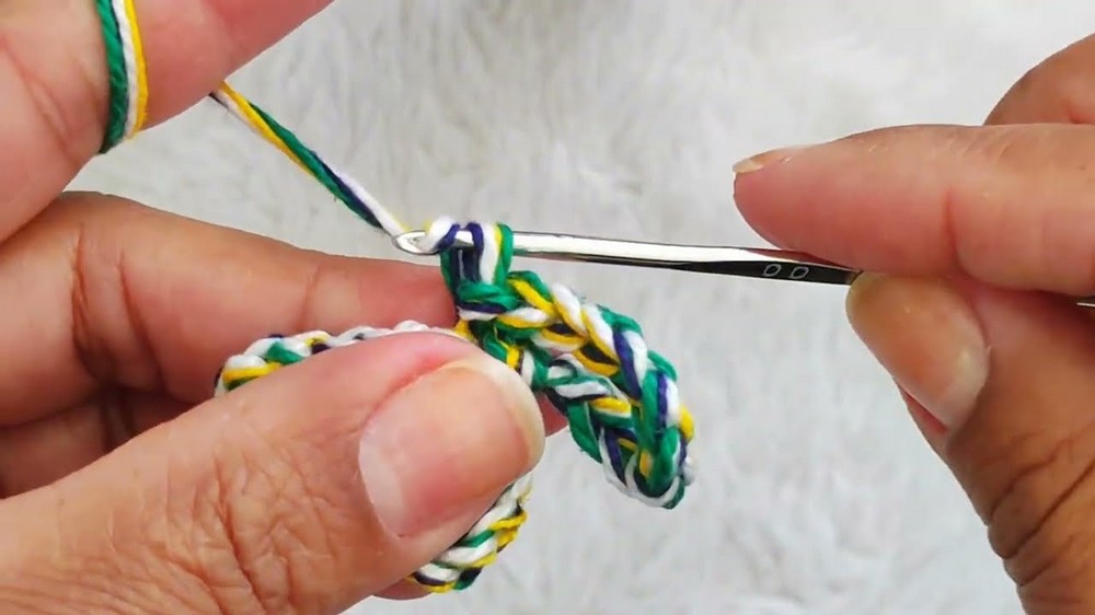 Quick Crochet Earrings Pattern 2
